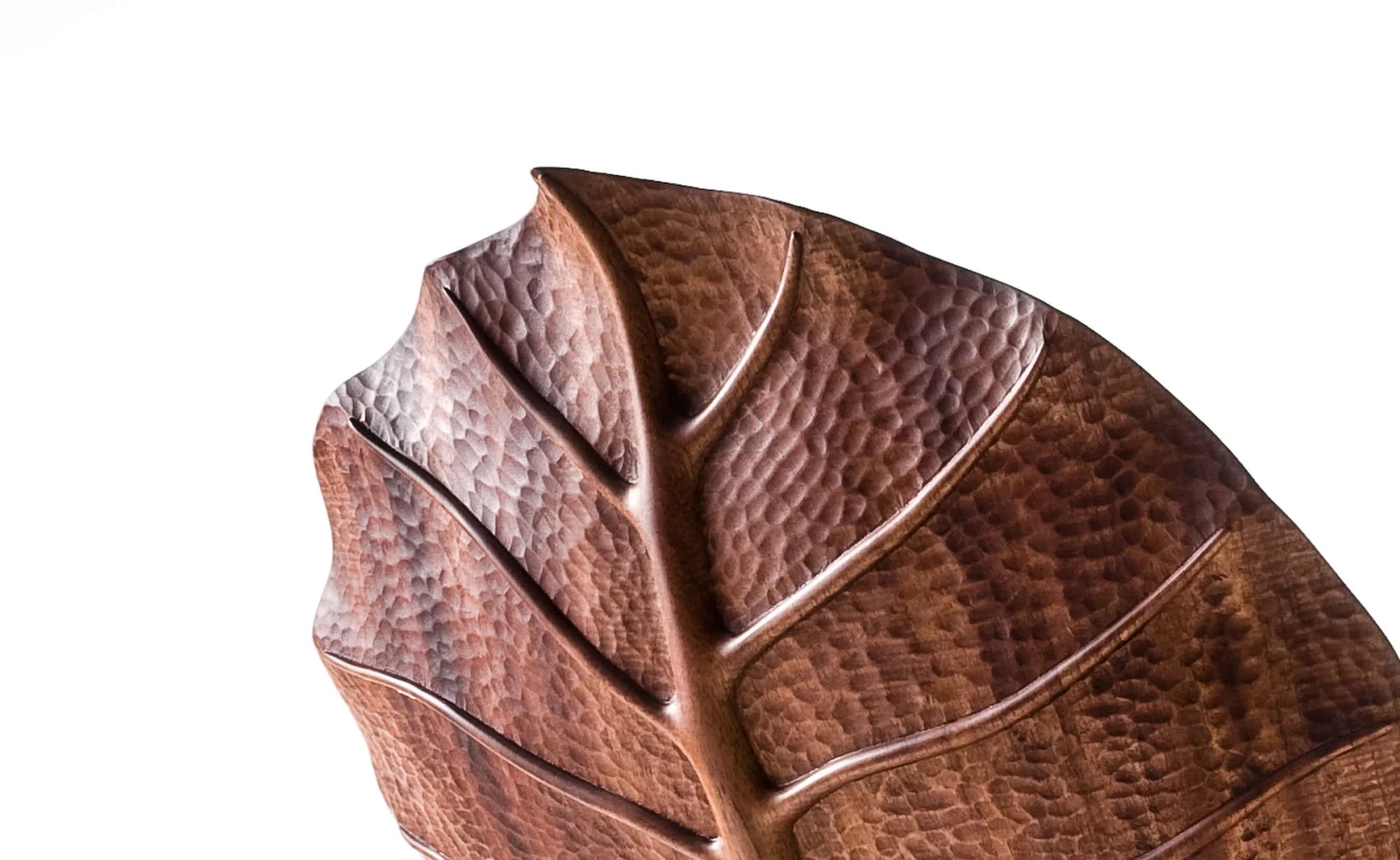 Carved leaf-vein back, detail